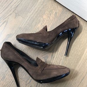 Balenciaga Brown suede loafer heels